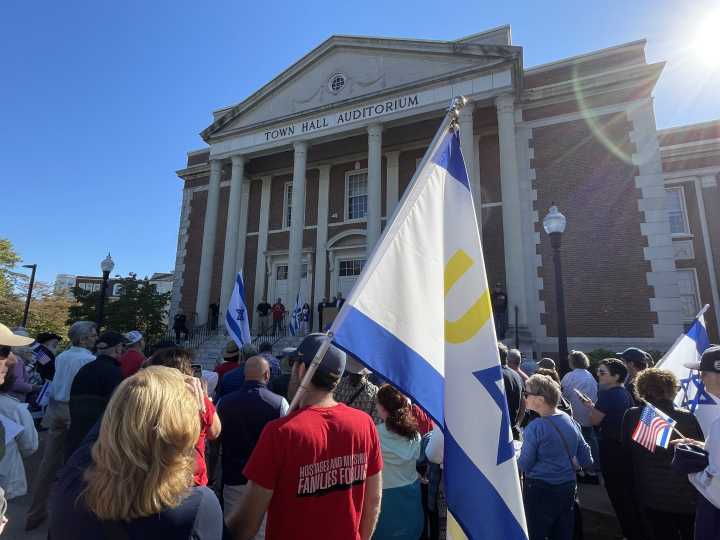 West Hartford Rally Commemorates 2-Year Anniversary of October 7th Attack on Israel