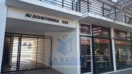 Cuatro bicicletas y una moto fueron robadas de un edificio