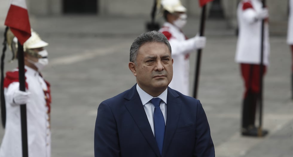 Carlos Jaico, ex secretario general de Palacio, inscribe su precandidatura presidencial en Perú Moderno