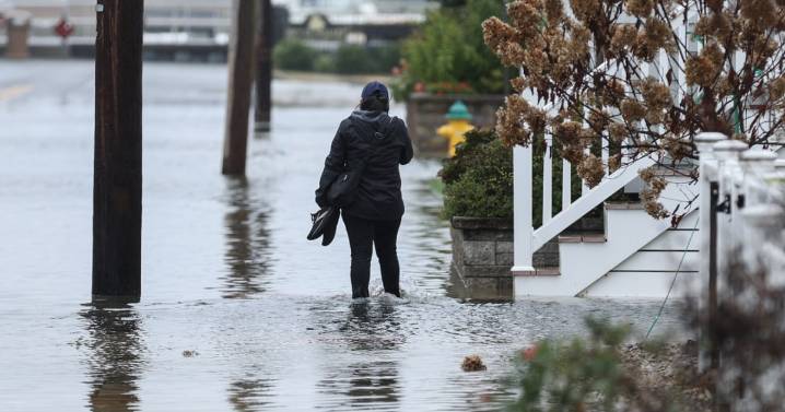 Northeast swamped by storm, while 50 rescued and 1 dead in Alaska