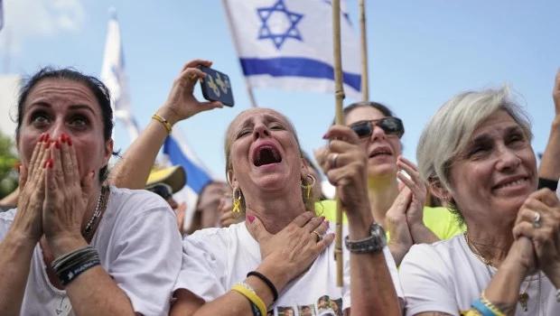 Rehenes vivos y prisioneros palestinos fueron liberados como parte del alto el fuego en Gaza