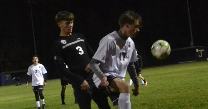 Johnstown boys' soccer vs. Gloversville in photos