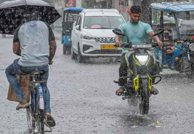 Delhi conducts successful trial for artificial rain; 1st cloud se...
