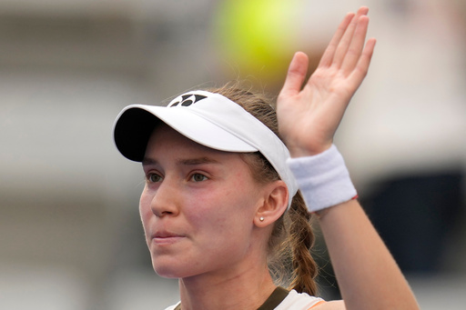 Rybakina se retira del Pan Pacific Open por dolor de espalda antes de la semifinal