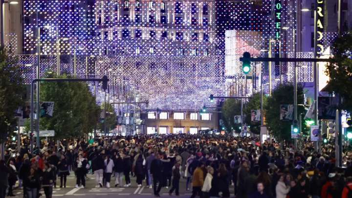 Madrid encenderá el 22 de noviembre sus luces de Navidad: será un sábado y desde Cibeles