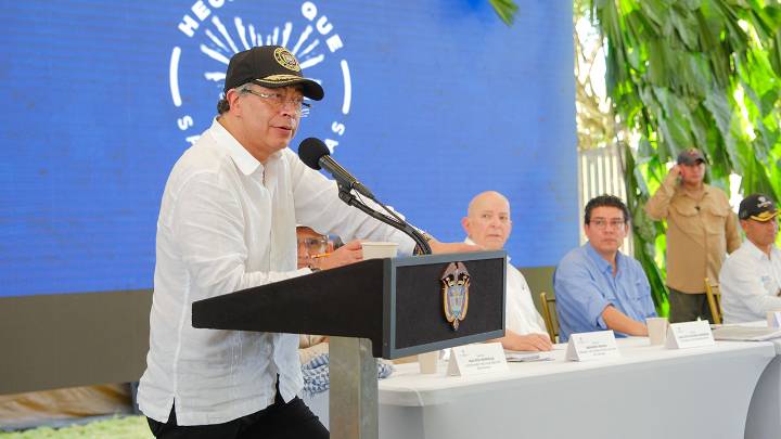 Presidente Petro propone fortalecer el Putumayo con fibra óptica y agroindustria de cacao, panela y frutas exóticas