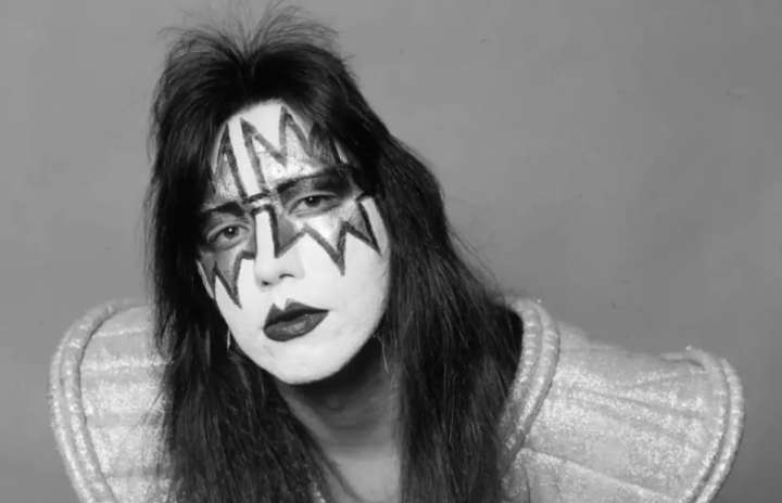 Muere Ace Frehley, guitarrista de KISS