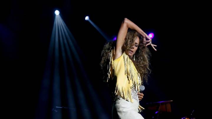 El divertido viaje de Rosario Flores y Mariola Orellana a Italia: bailando perdidas en un polígono de Milán