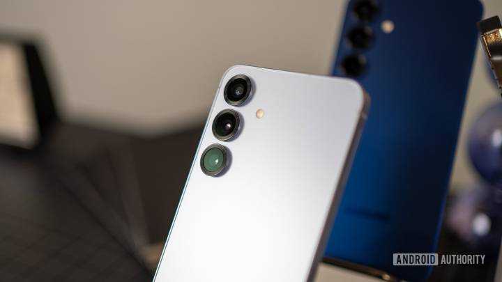 Samsung settles for stagnation? Galaxy S26 camera leak dashes hopes for upgrades