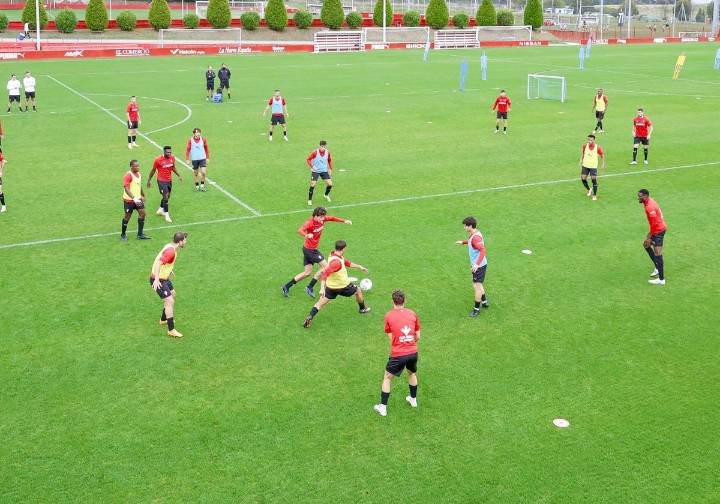 El Sporting busca en Castalia el antídoto para la crisis