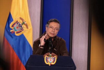 Petro convoca a una concentración en Bogotá tras la absolución del expresidente Uribe