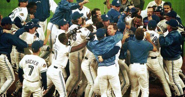 Blue Jays great Joe Carter cheering on 2025 team in World Series vs. the L.A. Dodgers