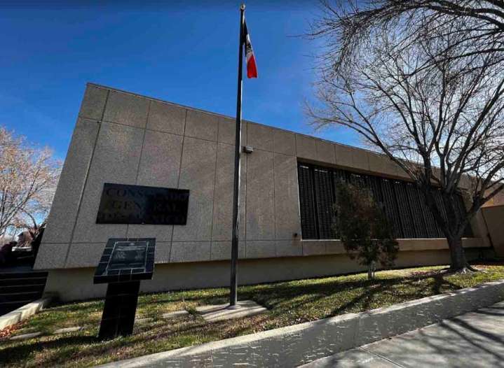 Canciller De la Fuente supervisa labores consulares en EUA