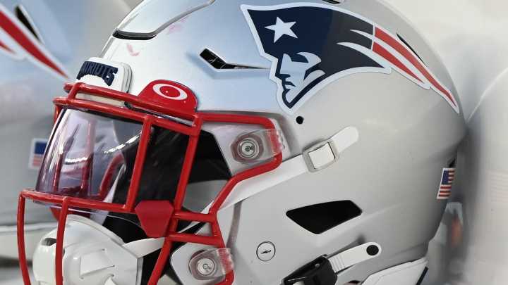 Patriots Writer Suggests Trading For AFC Running Back