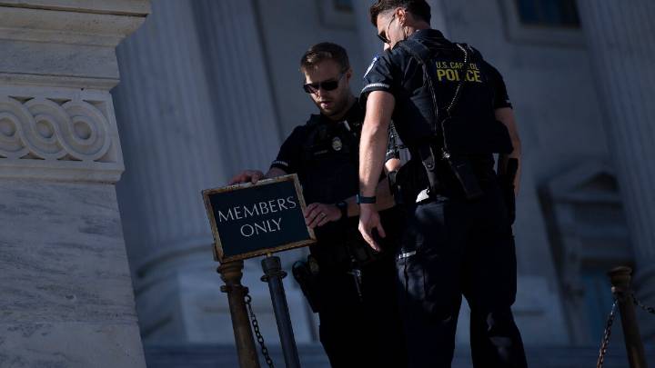 As they go unpaid, Capitol Police are a daily reminder for lawmakers of shutdown pain