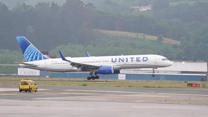 El vuelo de ida y vuelta Santiago-Nueva York: desde 550 euros en junio a 1.600 en agosto