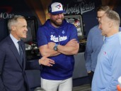 Christmas comes early to Toronto, Jays fans ask for world championship