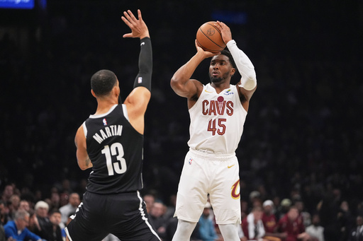 Donovan Mitchell anota 35 puntos y Cavaliers superan 131