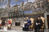León XIV y Carlos III protagonizan un rezo histórico por la unidad cristiana