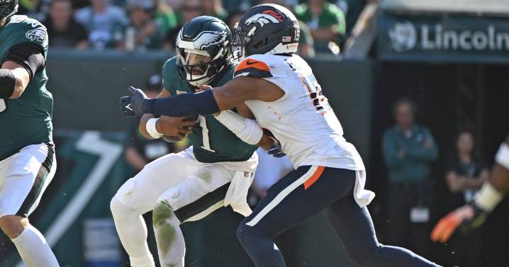 Are Eagles opponents tricking Jalen Hurts and the offense?