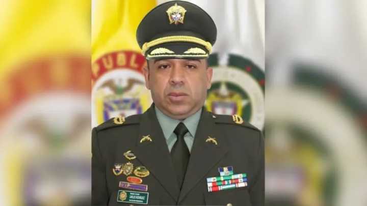 Subcomandante de la Policía en La Guajira se entregó a la Fiscalía tras orden de captura por presuntos delitos sexuales