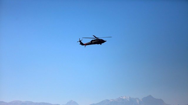 Desaparece helicóptero de la FACh en Campos de Hielo Sur: Aeronave iba con 4 tripulantes
