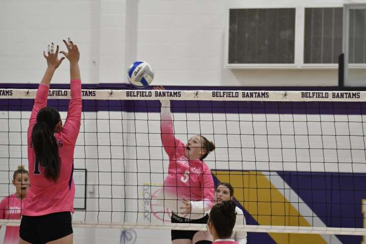 Tescher's late heroics stall Belfield third-set push in rivalry matchup