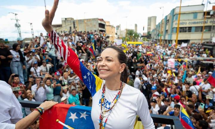 Venezolanos en EEUU ven con “esperanza” el Nobel de la Paz para María Corina Machado