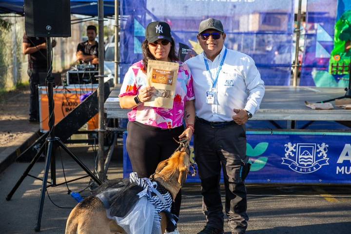 Halloween: Familias y mascotas vivieron una entretenida jornada llena de diversión