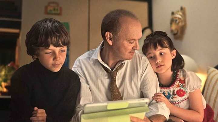 'El padre del año': Michael Keaton brilla en una historia sobre segundas oportunidades