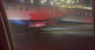 Two Delta jets crash while taxiing at New York airport