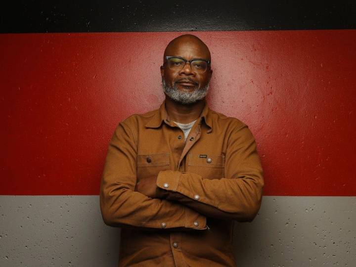 Ottawa Redblacks fire head coach Bob Dyce, retain GM Shawn Burke