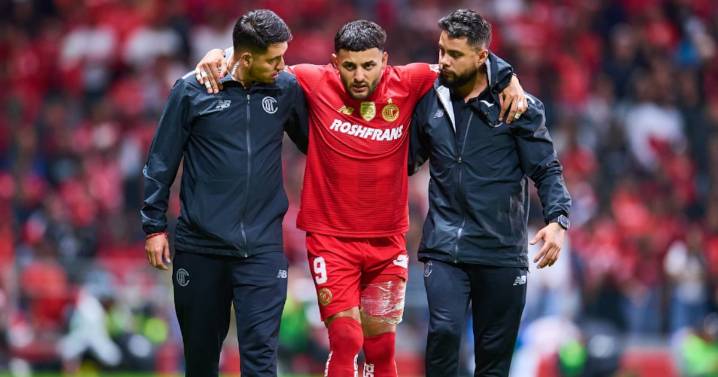 Terribles noticias para el Toluca y México, revelan el largo tiempo que Alexis Vega estará fuera por lesión