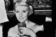 Grandchildren of last woman to be hanged in Britain seek posthumous pardon