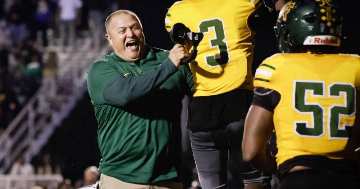 West Forsyth football defeats RJ Reynolds in Clemmons