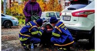 Russia targets Kyiv with airstrikes