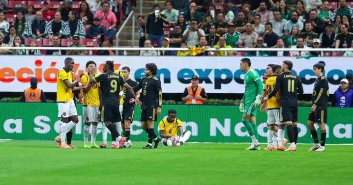 México vs Ecuador empatan 1-1, conato de bronca por Erick Sánchez