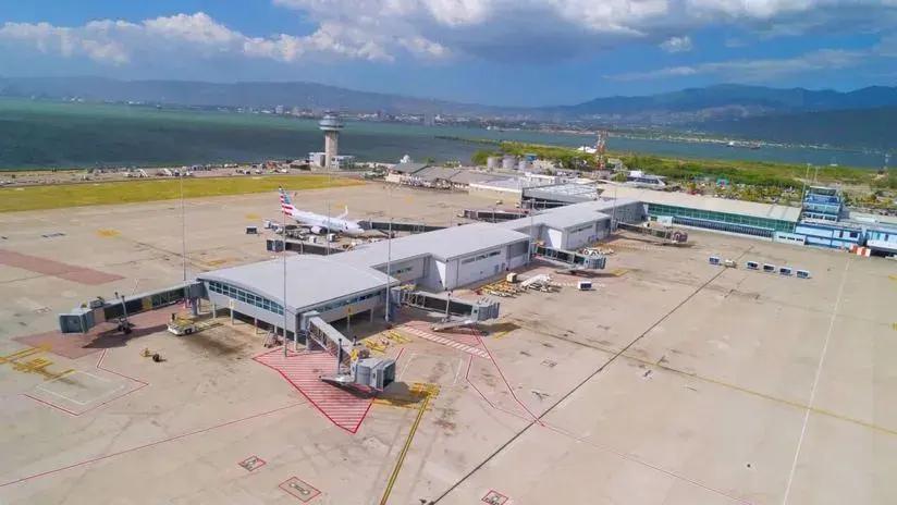 Jamaica reabre sus aeropuertos tras el devastador paso del huracán Melissa