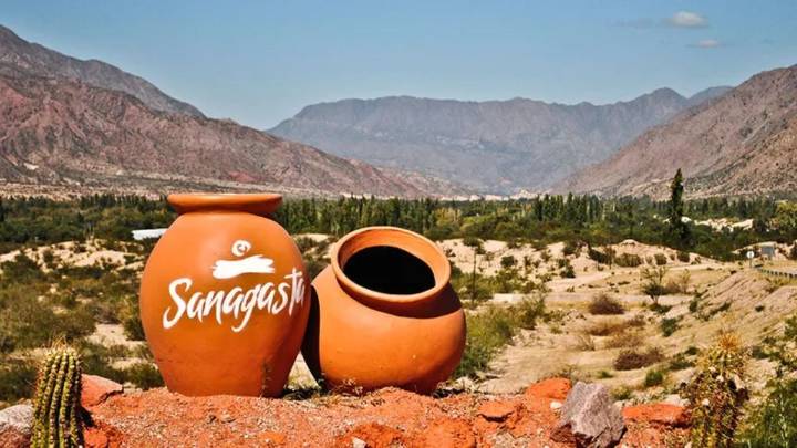 Ni Catamarca ni San Juan: escapada a un pueblo en La Rioja con viñedos y montañas de fondo