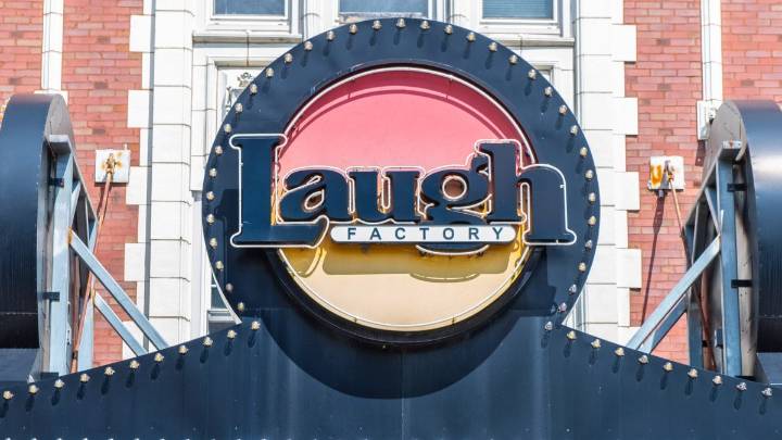 Chicago Laugh Factory manager detained by federal agents