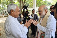 BIHAR BATTLE: Shah meets Nitish, slams RJD for fielding Shahabuddin’s son