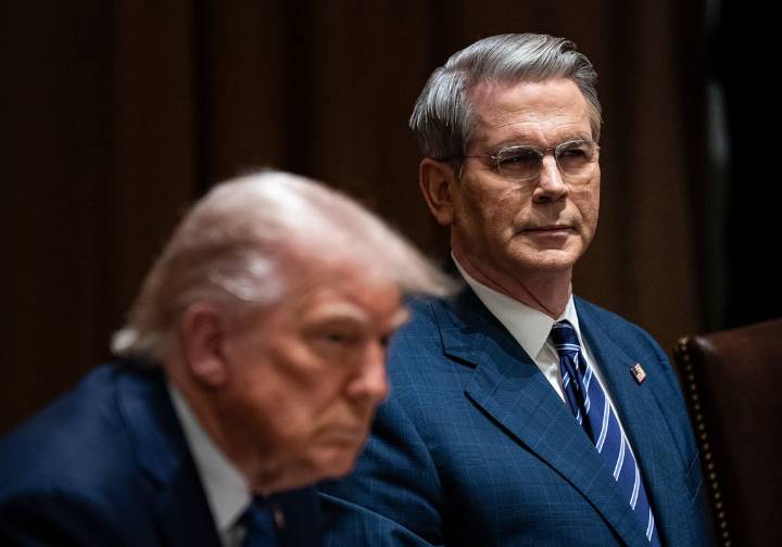 Bessent names Fed chair finalists ahead of year