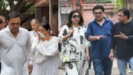 Satish Shah Funeral: David Dhawan, Farah Khan, Naseeruddin Shah arrive; Rupali Ganguly ...