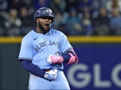 Comeback kid Jays begin climb back into ALCS with blowout of Mariners