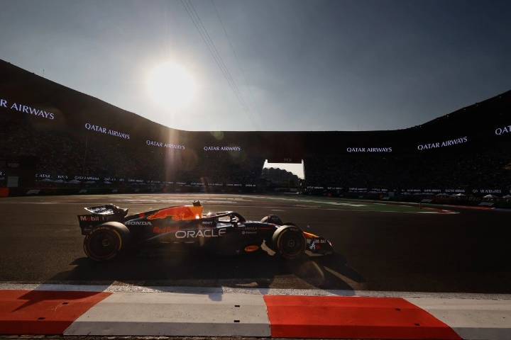 Verstappen domina segunda práctica en México y se acerca en la lucha por el título