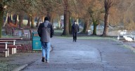 Met Office warn 'temperatures to fall' as cool arctic blast hits UK this week