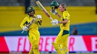 Beth Mooney's rescue act powers Australia to dominant win against Pakistan
