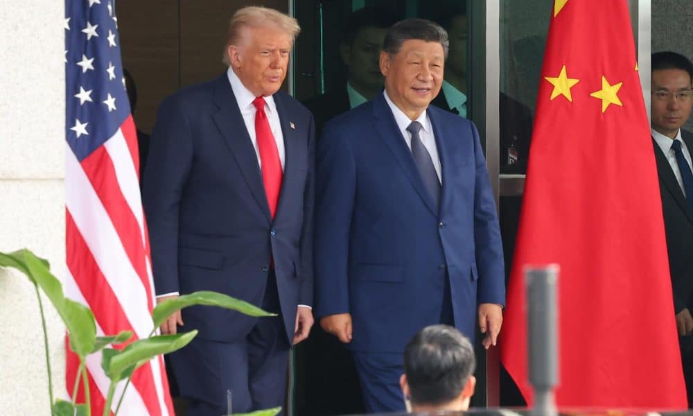 Trump reduce al 10 % los aranceles para China por el fentanilo tras reunirse con Xi