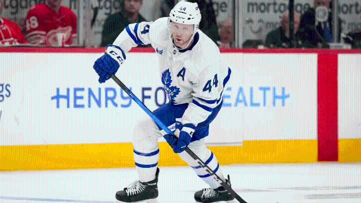 NHL Status Report: Rielly out for Maple Leafs with undisclosed injury