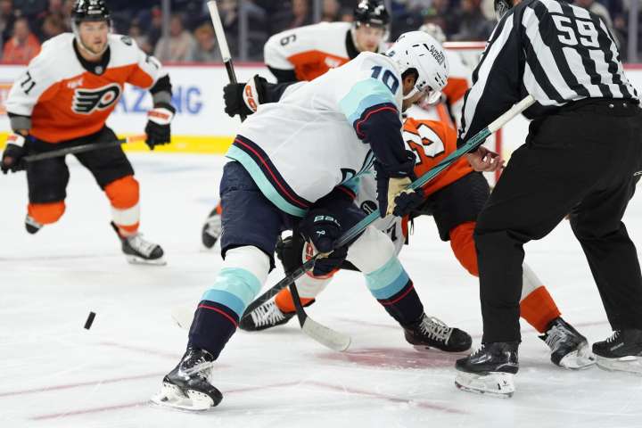 Tyson Foerster, Owen Tippett carry Flyers past Kraken - The Rink Live | Coverage of youth, junior, high school and college hockey